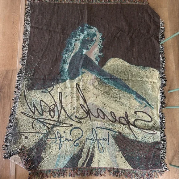 Taylor Swift “Speak Now” Tapestry Blanket - Picture 3 of 4